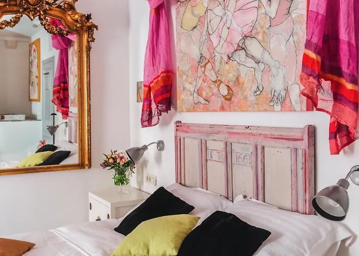 Comfort Queen Room